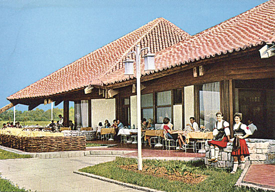 Motel Stari hrast, remek-delo primenjene umetnosti od drveta